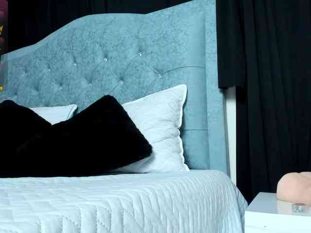 karolina-evans webcam