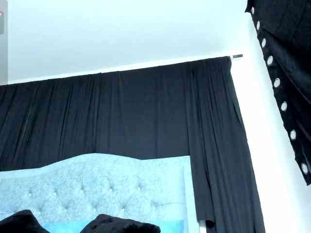 karolina-evans webcam