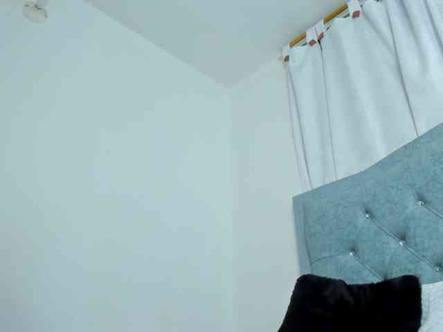 karolina-evans webcam