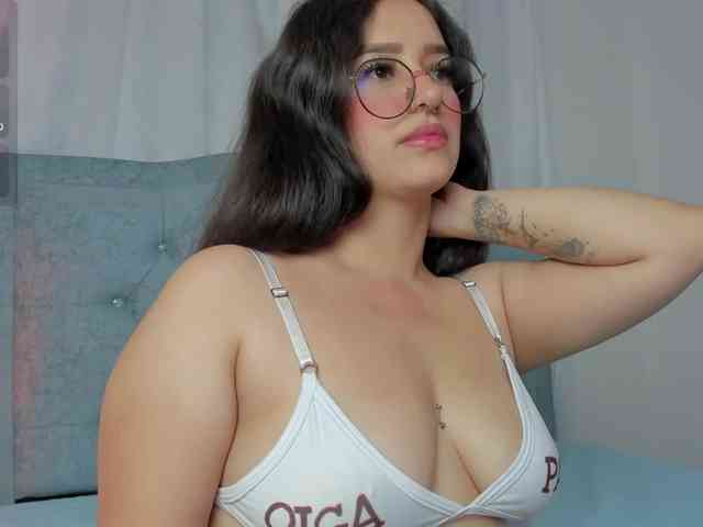 karolina-evans webcam