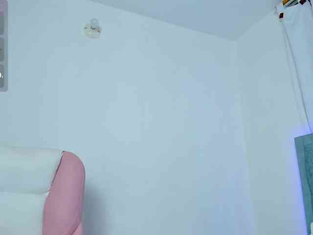 karolina-evans webcam