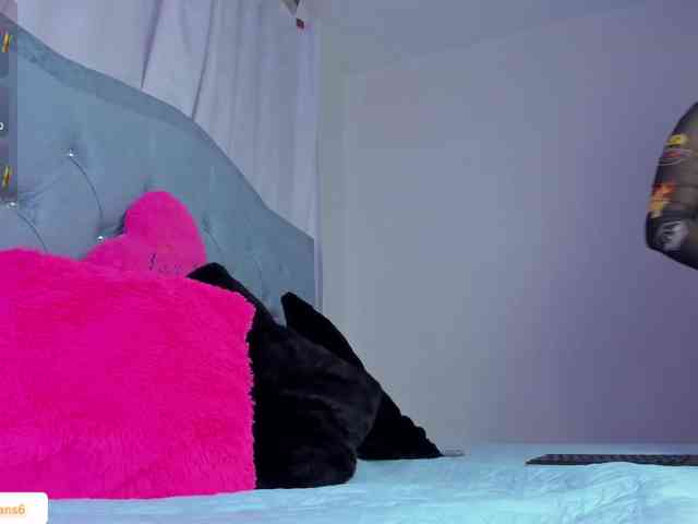 karolina-evans webcam
