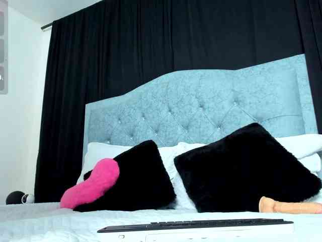 karolina-evans webcam