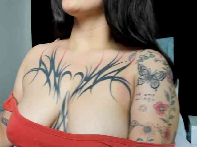 karolina-evans webcam