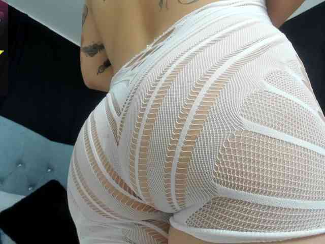 karolina-evans webcam