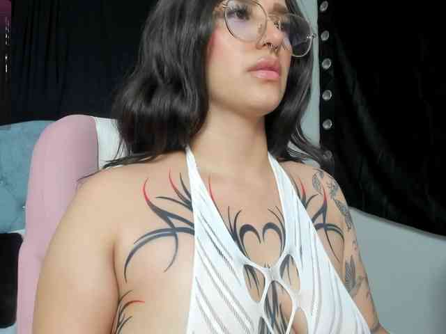 karolina-evans karolina-evans