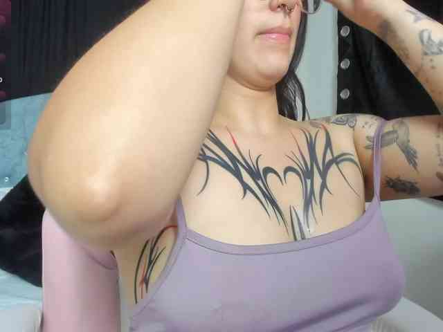 karolina-evans karolina-evans