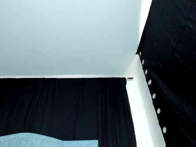 karolina-evans karolina-evans