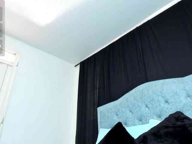 karolina-evans webcam