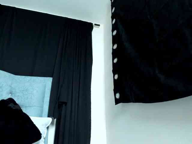 karolina-evans webcam