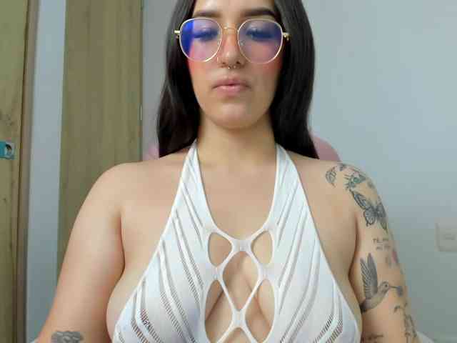 karolina-evans webcam