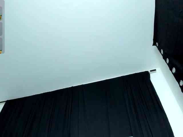 karolina-evans webcam