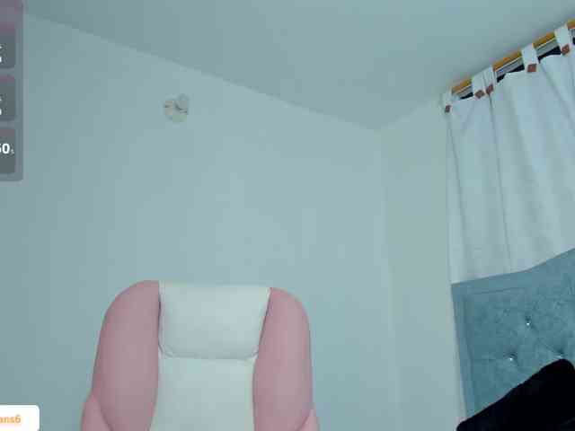 karolina-evans webcam