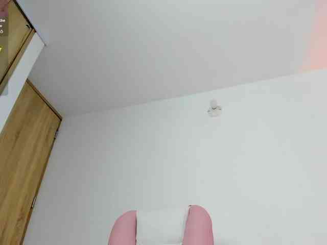karolina-evans webcam