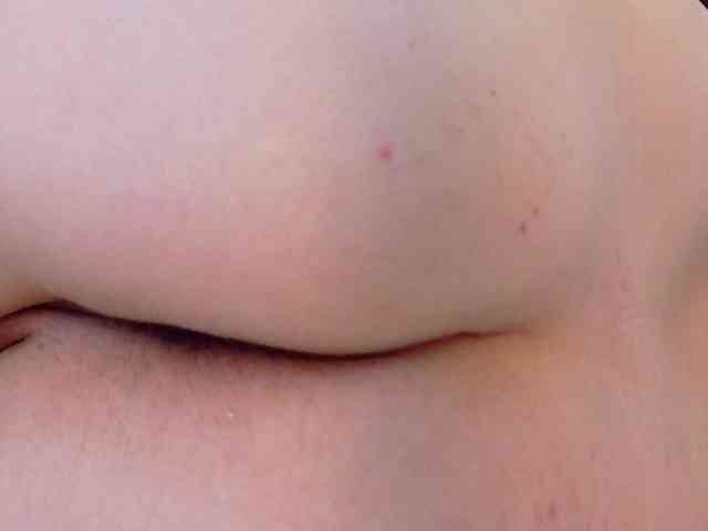 Emma-Blonde webcam