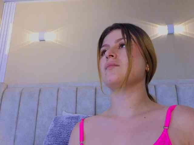 Emma-Blonde Emma-Blonde