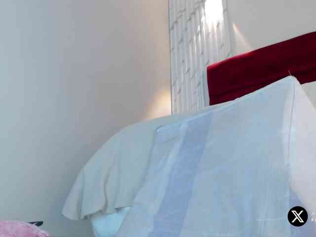 Emma-Blonde webcam