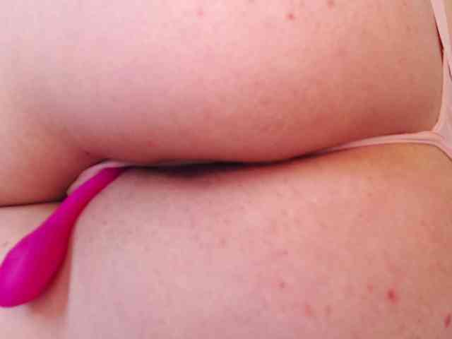 Emma-Blonde webcam