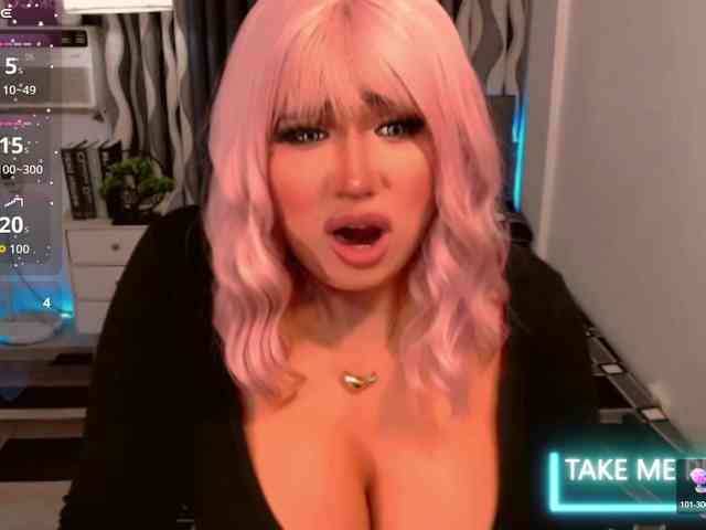 TsGiganticSelfsu... Live Webcam on BongaCams