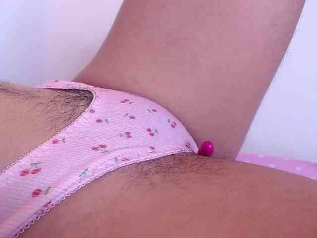 GOODGIRLYUMMM webcam