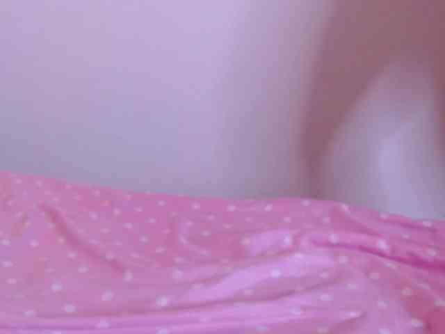 GOODGIRLYUMMM webcam