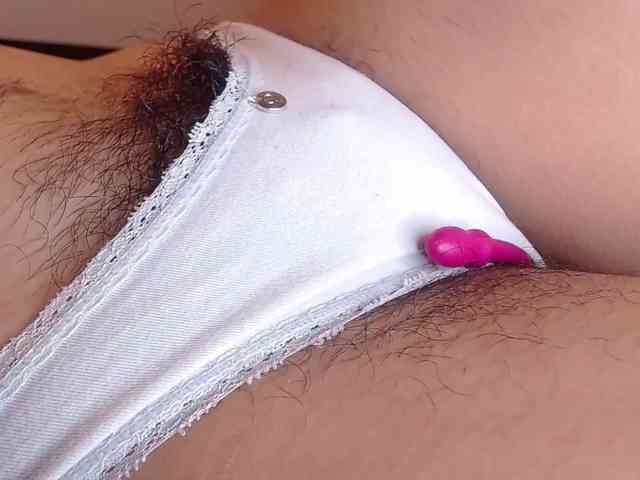 GOODGIRLYUMMM webcam