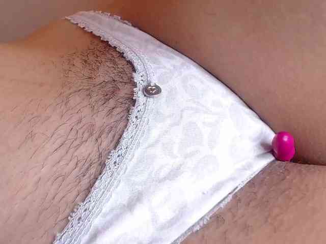 GOODGIRLYUMMM webcam