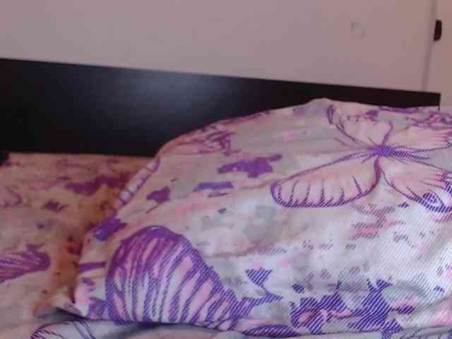 GOODGIRLYUMMM webcam