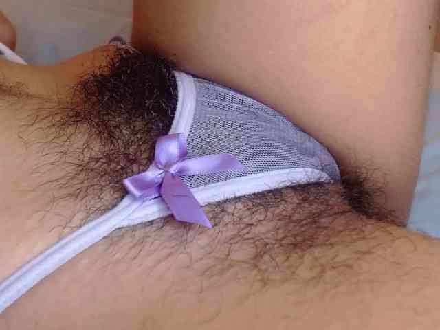 GOODGIRLYUMMM webcam