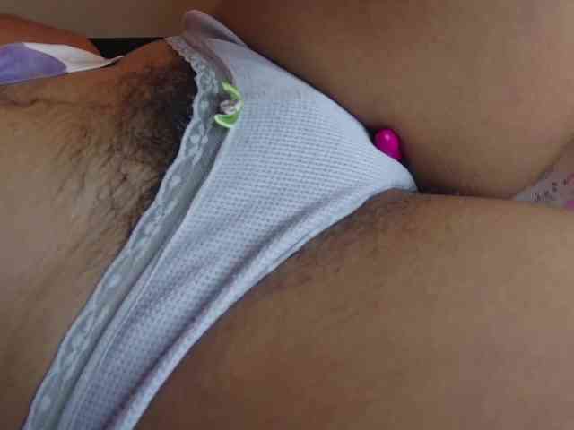 GOODGIRLYUMMM webcam