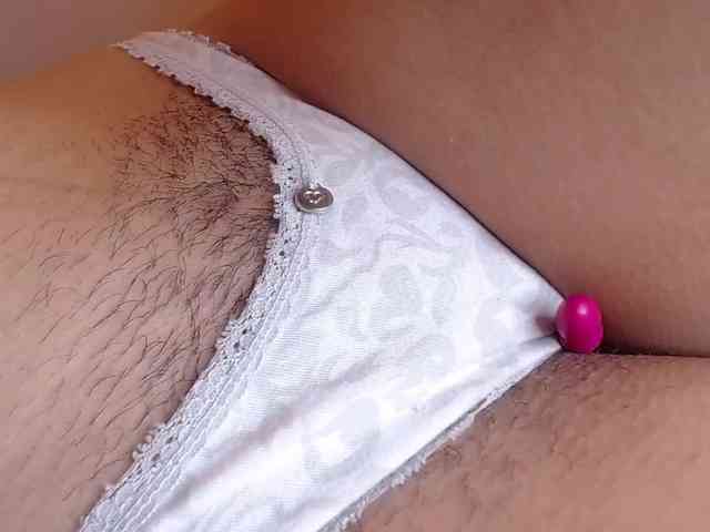 GOODGIRLYUMMM webcam