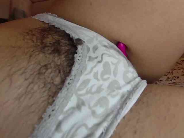 GOODGIRLYUMMM webcam