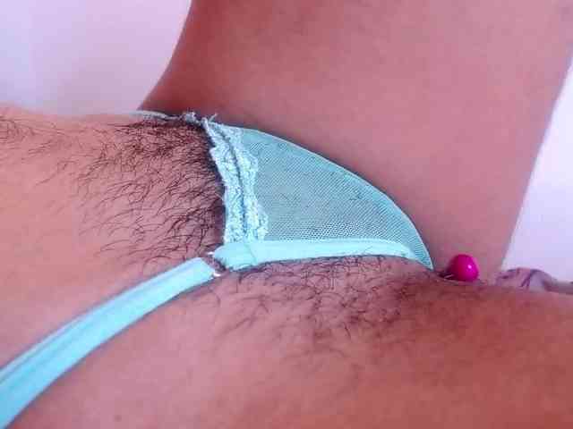 GOODGIRLYUMMM webcam