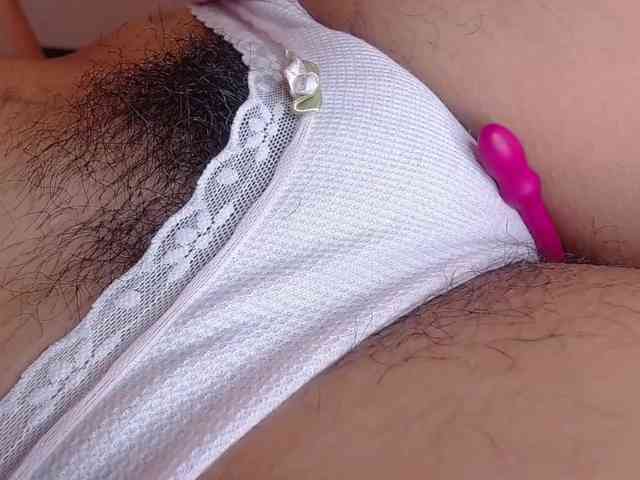 GOODGIRLYUMMM webcam