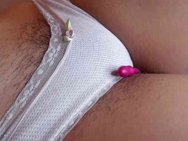 GOODGIRLYUMMM webcam