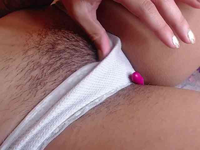 GOODGIRLYUMMM webcam