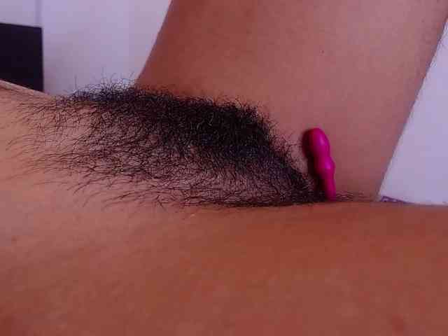 GOODGIRLYUMMM webcam