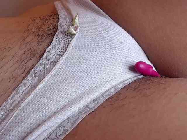 GOODGIRLYUMMM webcam