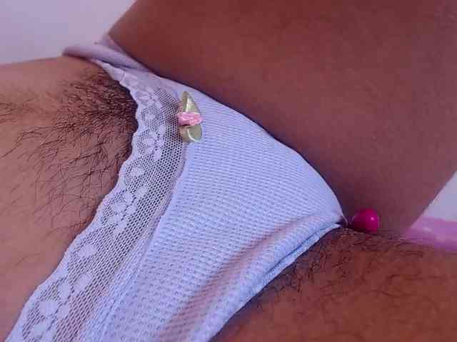 GOODGIRLYUMMM webcam