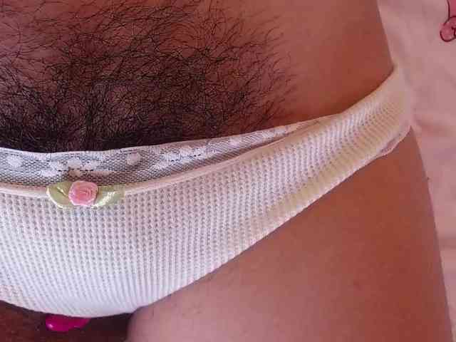 GOODGIRLYUMMM webcam
