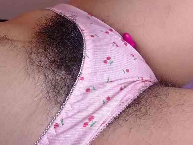 GOODGIRLYUMMM webcam