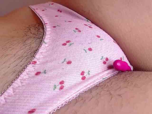 GOODGIRLYUMMM webcam