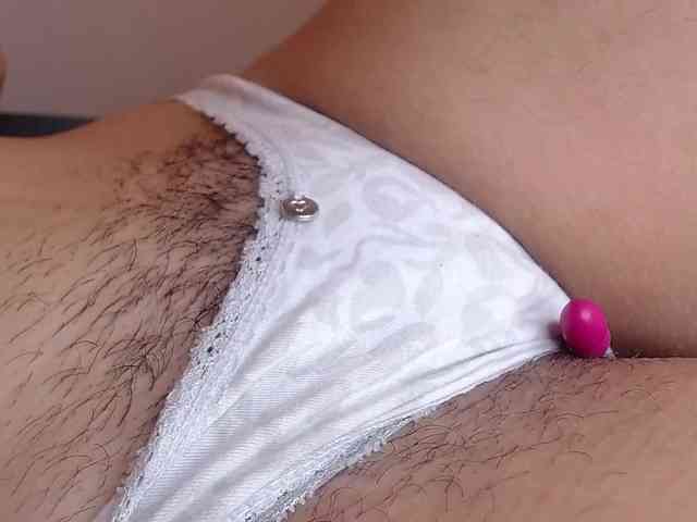 GOODGIRLYUMMM webcam