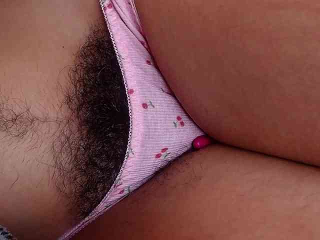 GOODGIRLYUMMM webcam