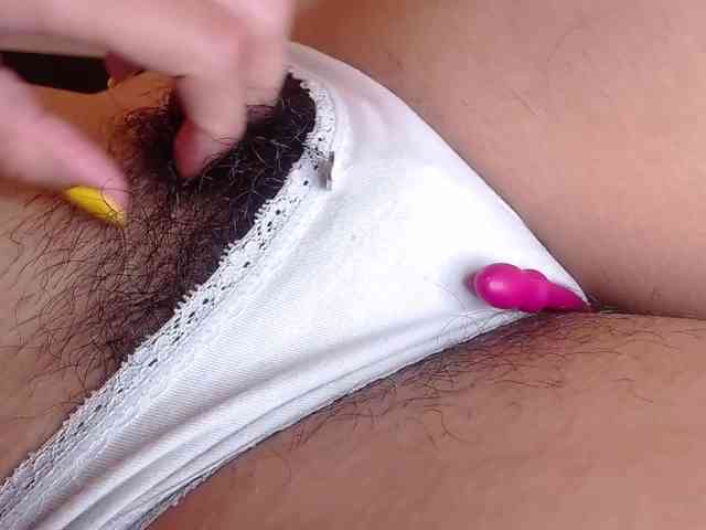 GOODGIRLYUMMM webcam