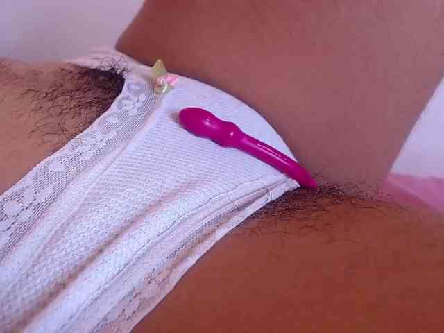 GOODGIRLYUMMM webcam