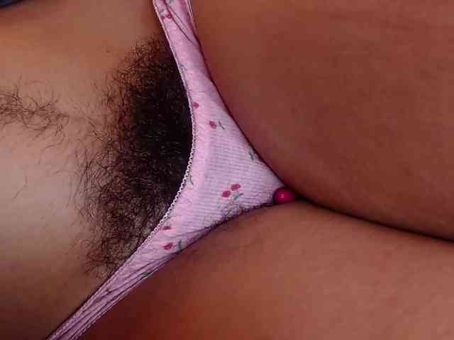 GOODGIRLYUMMM webcam