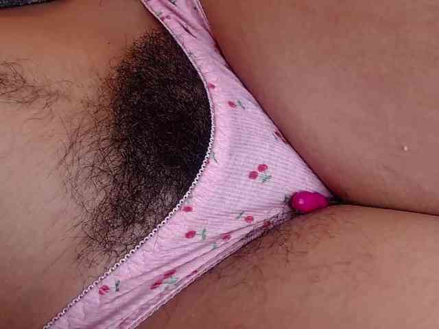 GOODGIRLYUMMM webcam