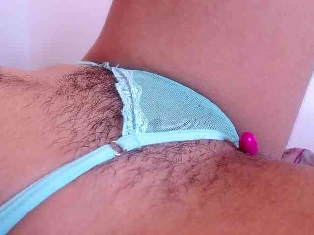 GOODGIRLYUMMM webcam