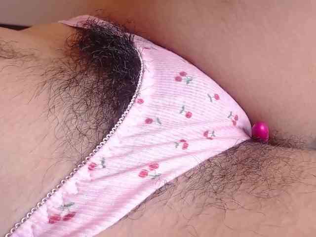 GOODGIRLYUMMM webcam